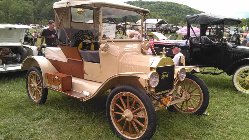 Stowe Car Show 2105